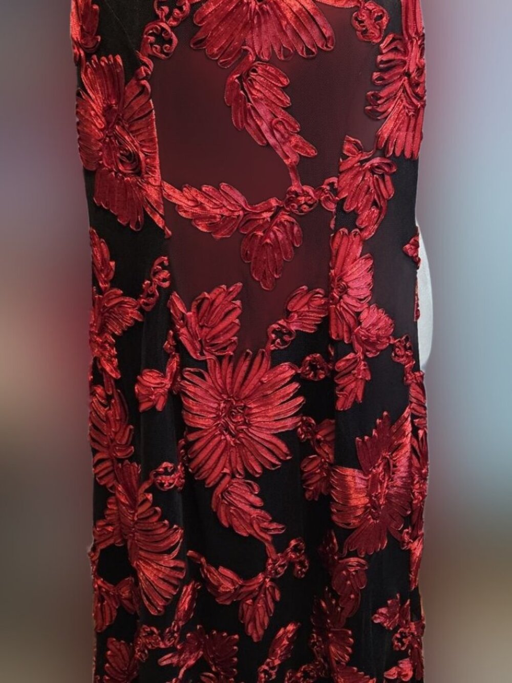 Size 4 Black Red 3D Floral Ribbon Halter Formal Prom Gown